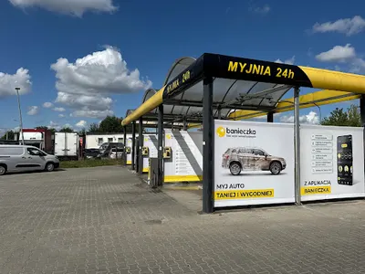 Banieczka - Bezdotykowa Myjnia Samochodowa 24H